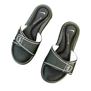 Nike Comfort Footbed‎ Sandals Women's Size 5 Black Slides